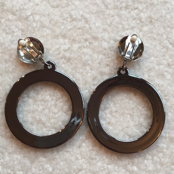 Clip-On Earrings Excellent - Picture 3 of 3